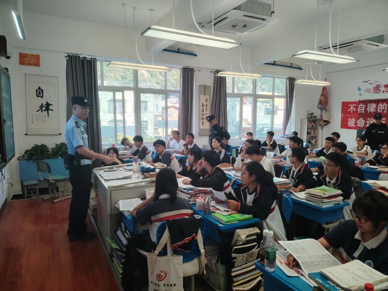 微信图片_2025-10-20_163010_444.jpg 微信图片_2025-10-20_163010_444.jpg